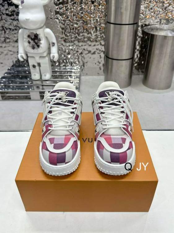 Picture of Louis Vuitton Shoes _SKULVsz35-45JY010212834